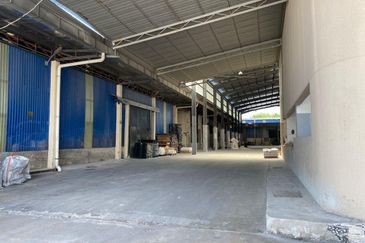 Seksyen 28 Shah Alam Detached Factory, near Kesas Highway Hicom