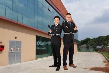 1.531 Pulau Indah Warehouse For Sale