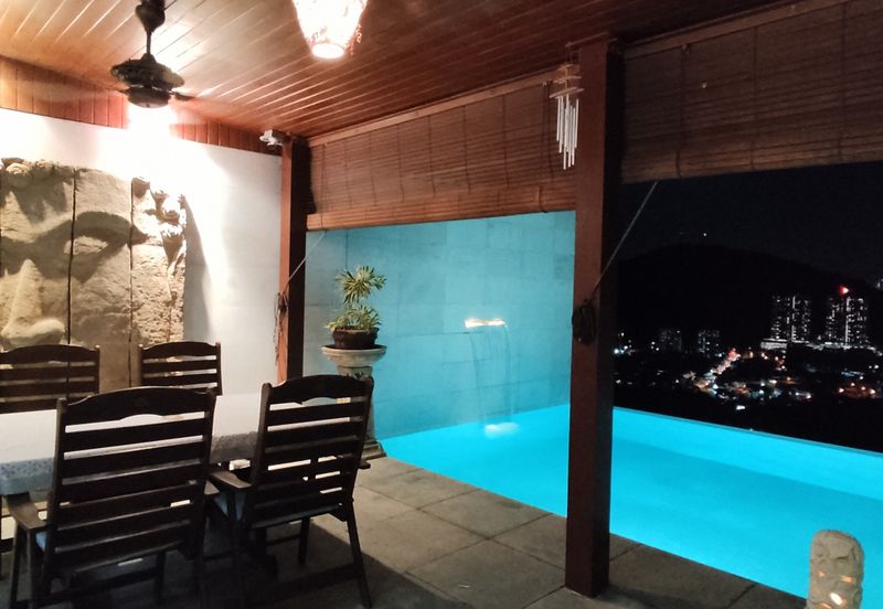 3 Storey Fully Renovated Designer Resort Home For Sale @ Ukay