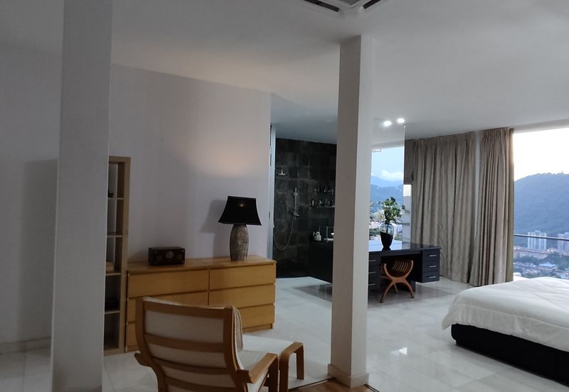 3 Storey Fully Renovated Designer Resort Home For Sale @ Ukay