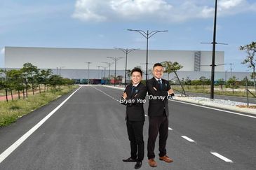 1.350-Westport Land For Rent