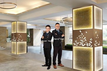 1.748 Northpoint Penthouse Office