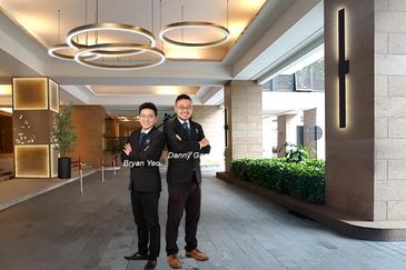 1.748 Northpoint Penthouse Office