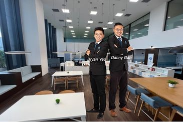 1.735-Cheras Sungai Long 3 Storey Shoplot with 4 Star Feeling