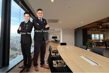 1.735-Cheras Sungai Long 3 Storey Shoplot with 4 Star Feeling