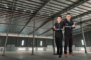 1.816-Cheap Kota Damansara Semi D Factory