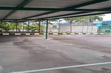 1.811-Teluk Panglima Garang Detached Factory