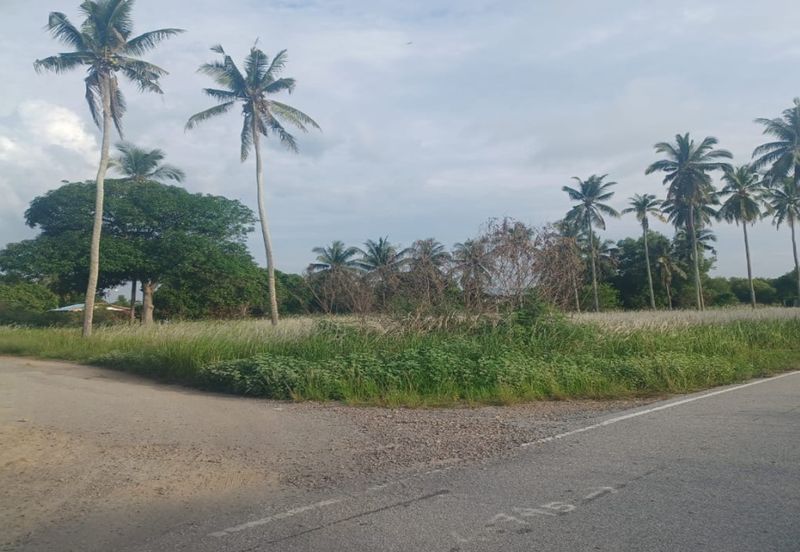 1.899 Development Land Near Penggerang