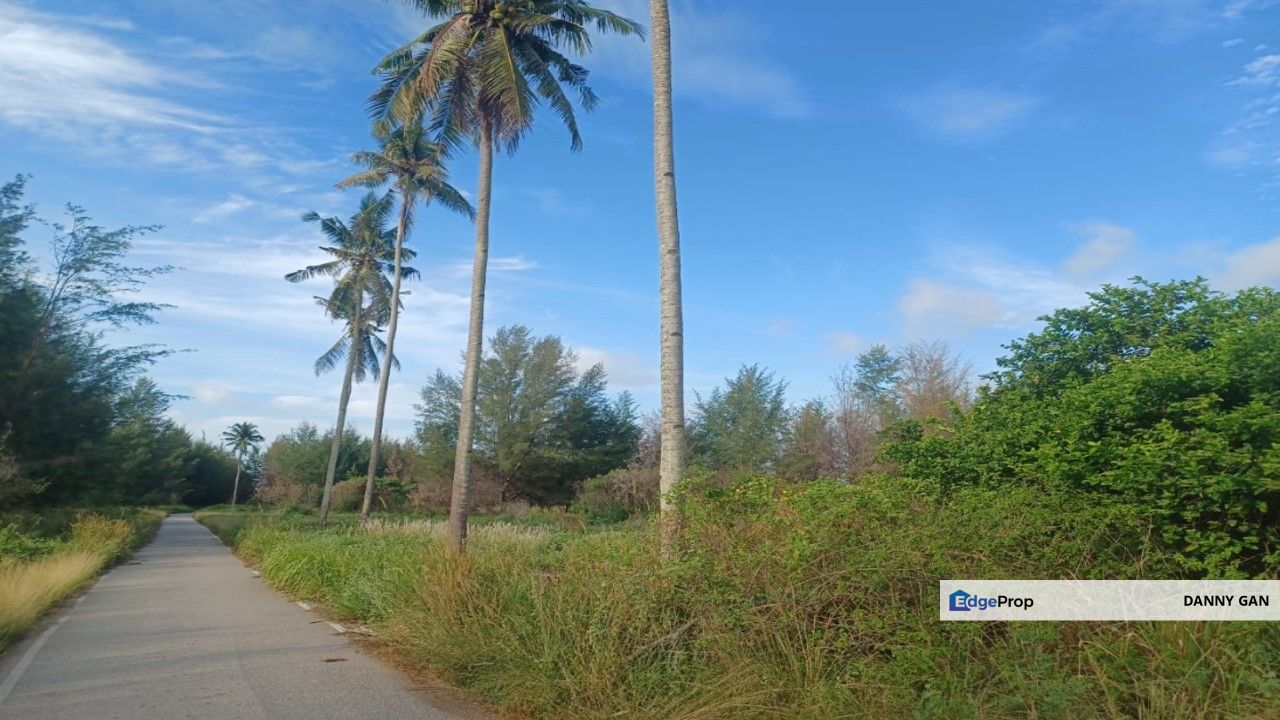 1.899 Development Land Near Penggerang, Johor, Pengerang