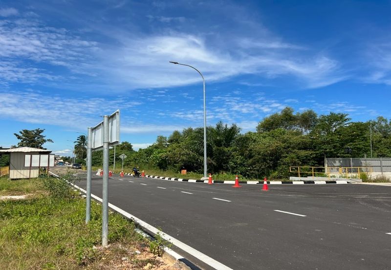 1.899 Development Land Near Penggerang