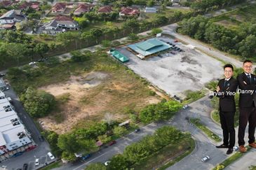 1.902 Prime Sendayan Commercial Space with Established Infrastructure