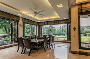 1.962 Kota Kemuning Bungalow