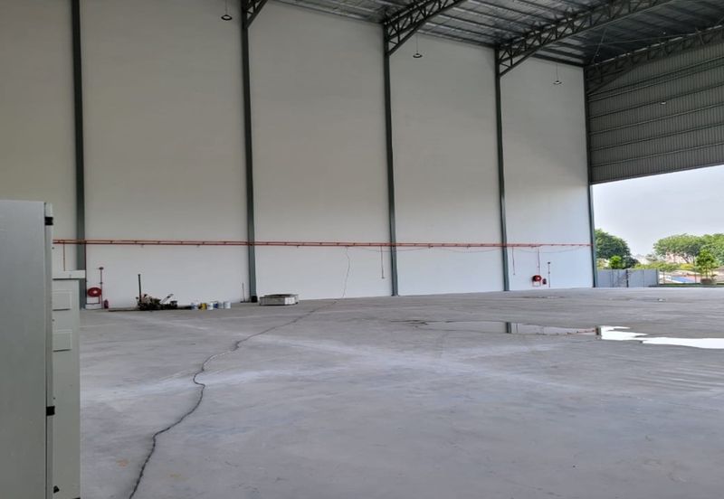 1.964 Balakong Semi Detached Factory / Warehouse