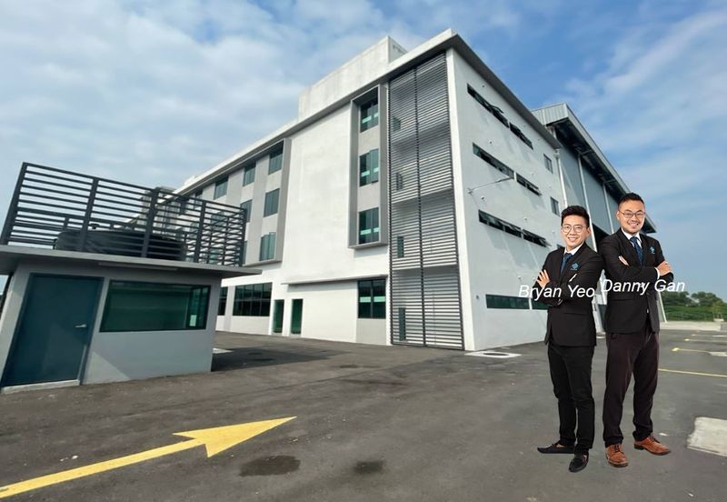 1.964 Balakong Semi Detached Factory / Warehouse