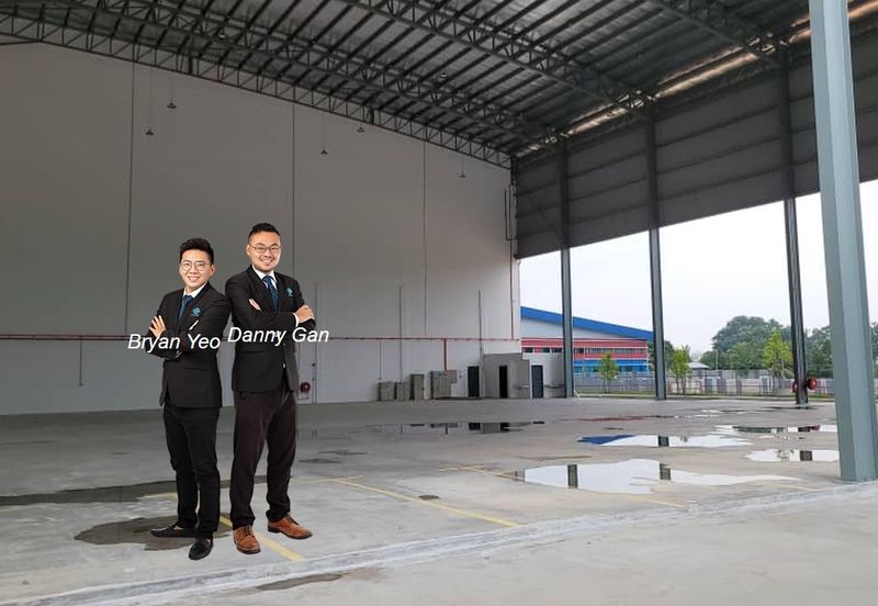 1.964 Balakong Semi Detached Factory / Warehouse