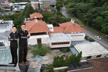 9.003 Two and Half Storey Premium Bungalow