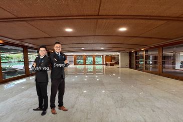 9.003 Two and Half Storey Premium Bungalow