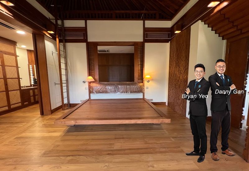 9.003 Two and Half Storey Premium Bungalow