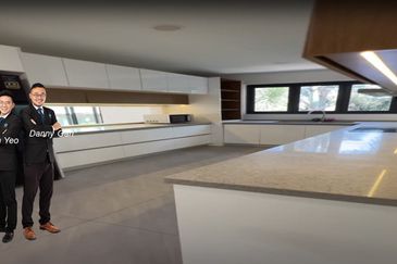 9.004 Bukit Tunku Bungalow for Sale