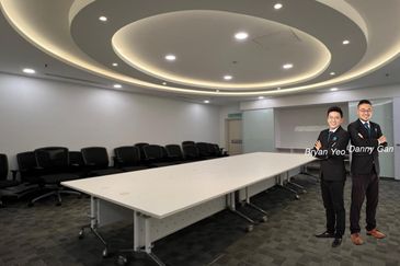 1.1193 Glenmarie Enbloc (Showroom, Workshop, Lab R&D, Corporate Office Usage)