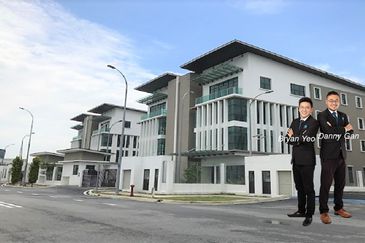 1.1191b Glenmarie Semi Detached Factory 