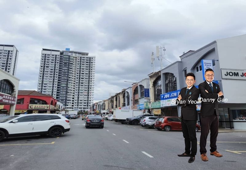 1.1194 Bandar Teknologi Kajang Corner Shop