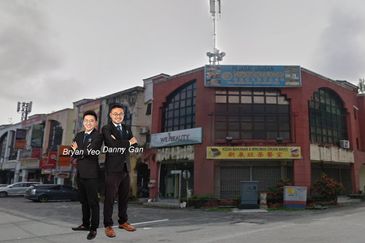 1.1194 Bandar Teknologi Kajang Corner Shop