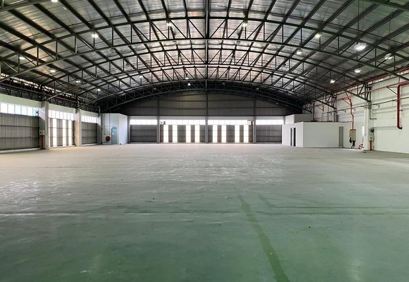 1.481 Puchong Warehouse near Subang USJ
