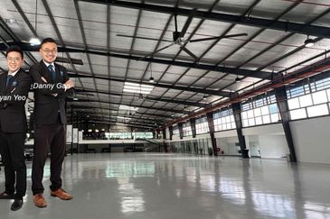 1.481 Puchong Warehouse near Subang USJ