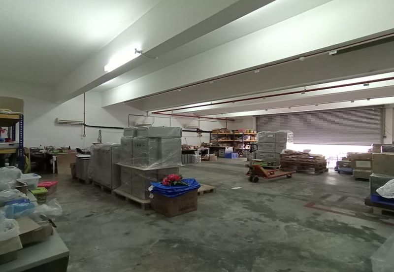 1.1251 desa aman Kepong Semi Detached Factory