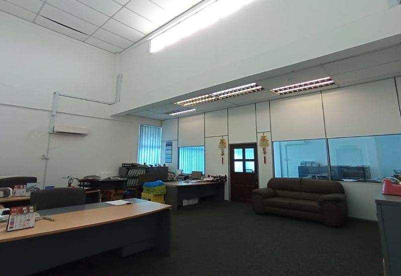 1.1251 desa aman Kepong Semi Detached Factory