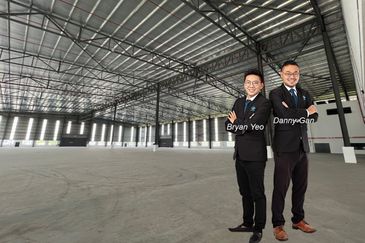 1.1364 Subang Industrial Land Prime Commercial Mainroad Frontage