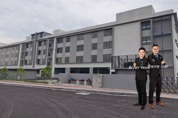 1.1364 Subang Industrial Land Prime Commercial Mainroad Frontage