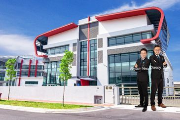 1.1361 Kota Damansara Semi Detached Factory