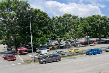 1.1294 Ampang New 2 Storey Link Factory for Sale 