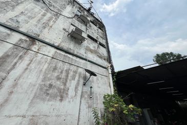 1.1386 Taman Midah Detached Factory near Shamelin Cheras