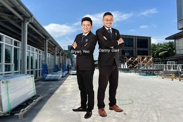 1.1402 Glenmarie Hicom Link Factory