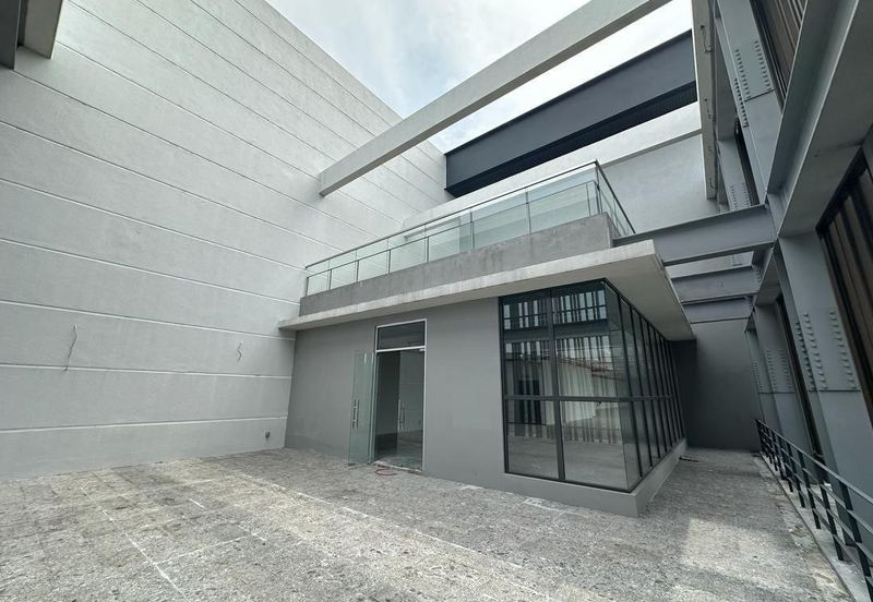 Elmina Business Park