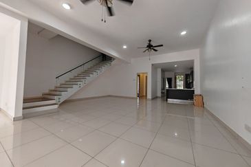 TAMAN BUKIT CHEMARA(CHEMARA HILL)