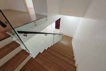 TAMAN BUKIT CHEMARA(CHEMARA HILL)