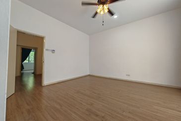 TAMAN BUKIT CHEMARA(CHEMARA HILL)