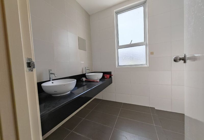 TAMAN BUKIT CHEMARA(CHEMARA HILL)