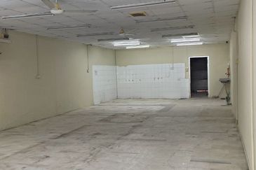 Pusat Komersial Lobak