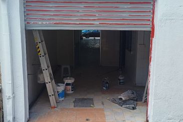 Pusat Komersial Lobak