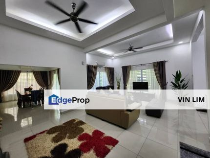 Bandar Tasik Kesuma Beranang 2 storey Semi D House renovated non bumi freehold Semenyih , Selangor, Semenyih