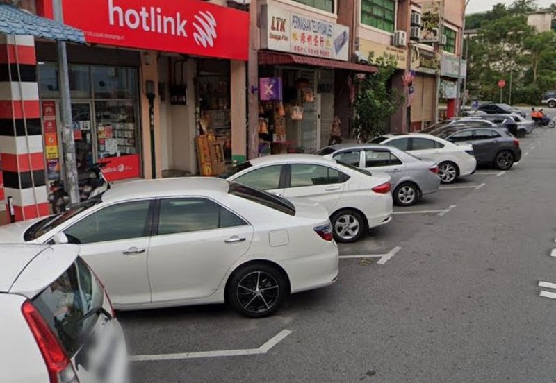 Pusat Komersial Lobak