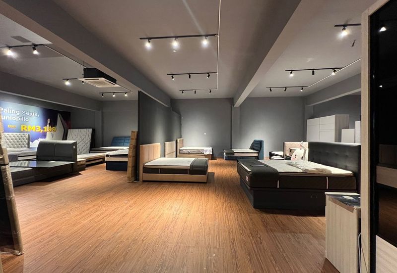 Pusat Komersial Lobak