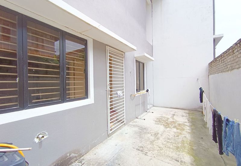 NILAI IMPIAN (LAMAN AKASIA)