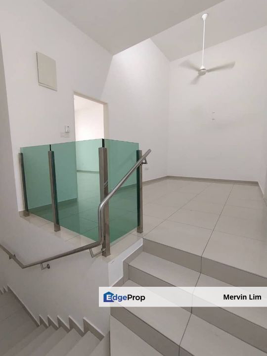 Suriaman 2 Bandar Sri Sendayan 2 storey house for sale non bumi freehold Seremban Negeri Sembilan, Negeri Sembilan, Seremban