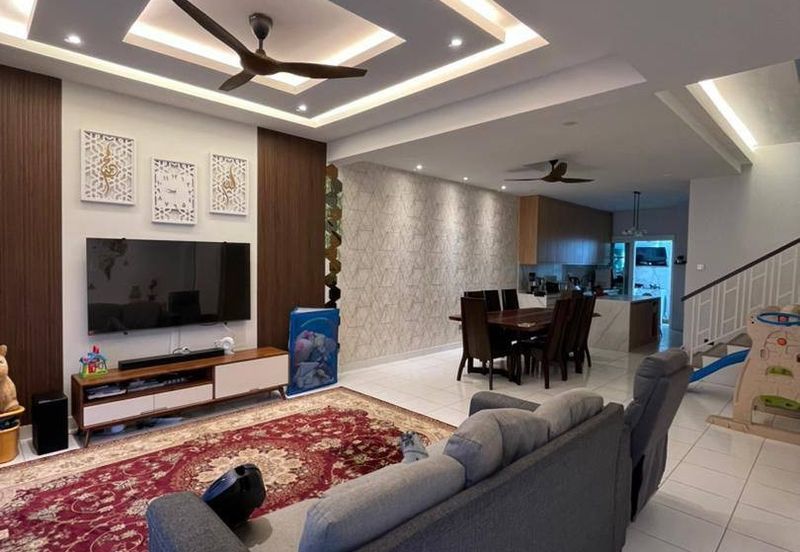 Dahlia @ Serene Heights